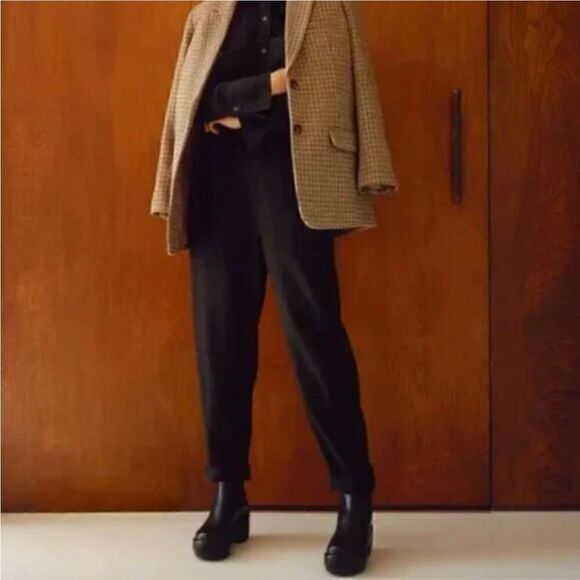 NWT Everlane The TENCEL Relaxed Soft Chino Black Size 2 - Picture 1 of 5
